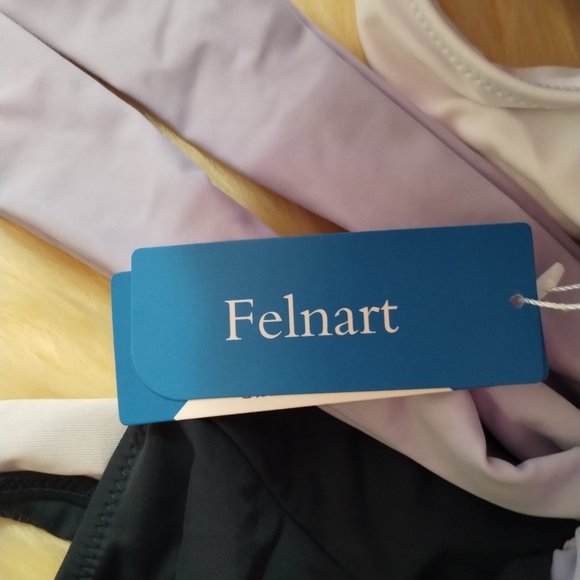 Felnart (M) Cross Front Colorblock One Piece - Picture 7 of 10